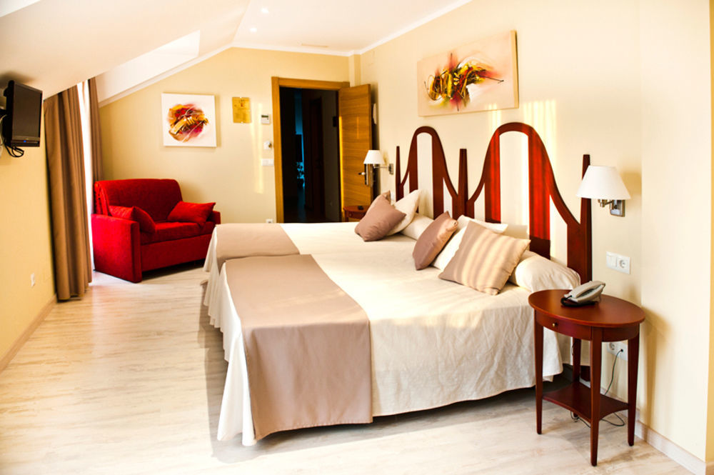 Hotel Valle De Cabezon Кабесон-де-ла-Саль Екстер'єр фото